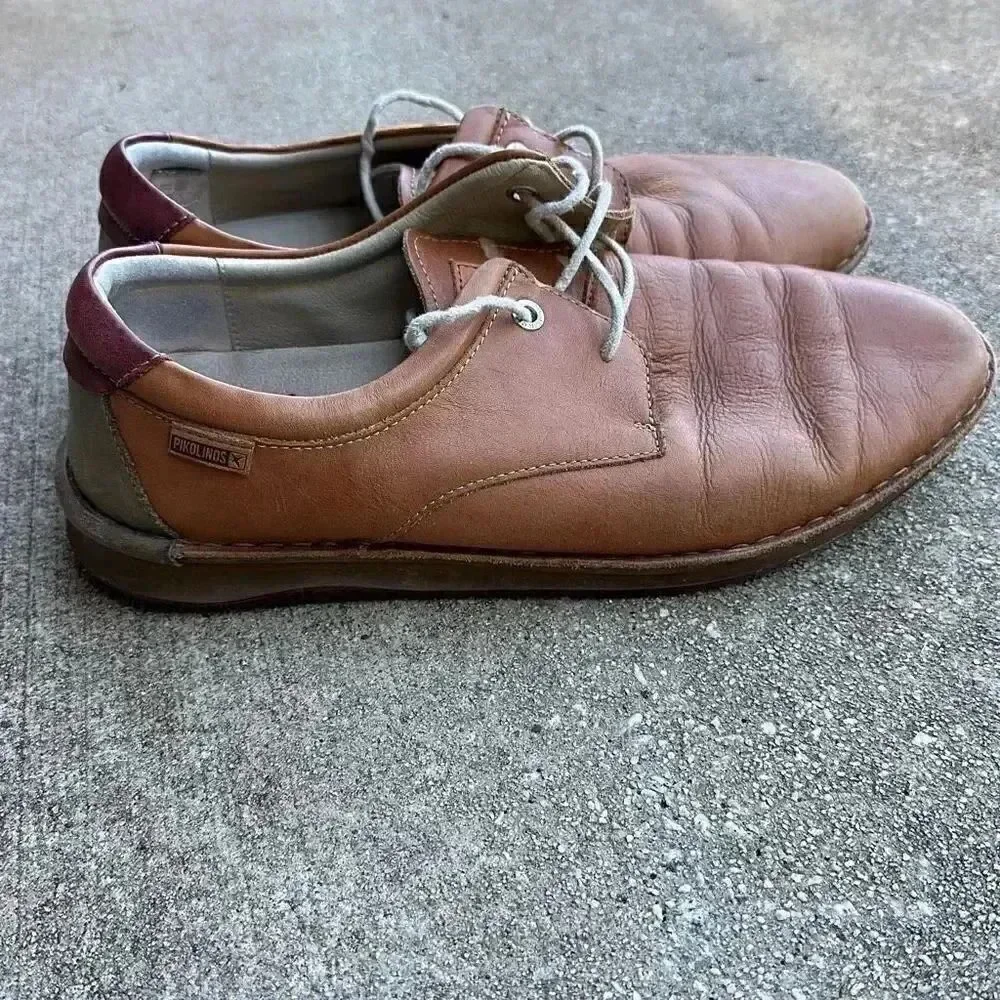 Pikolinos Navas Leather Shoes with Laces